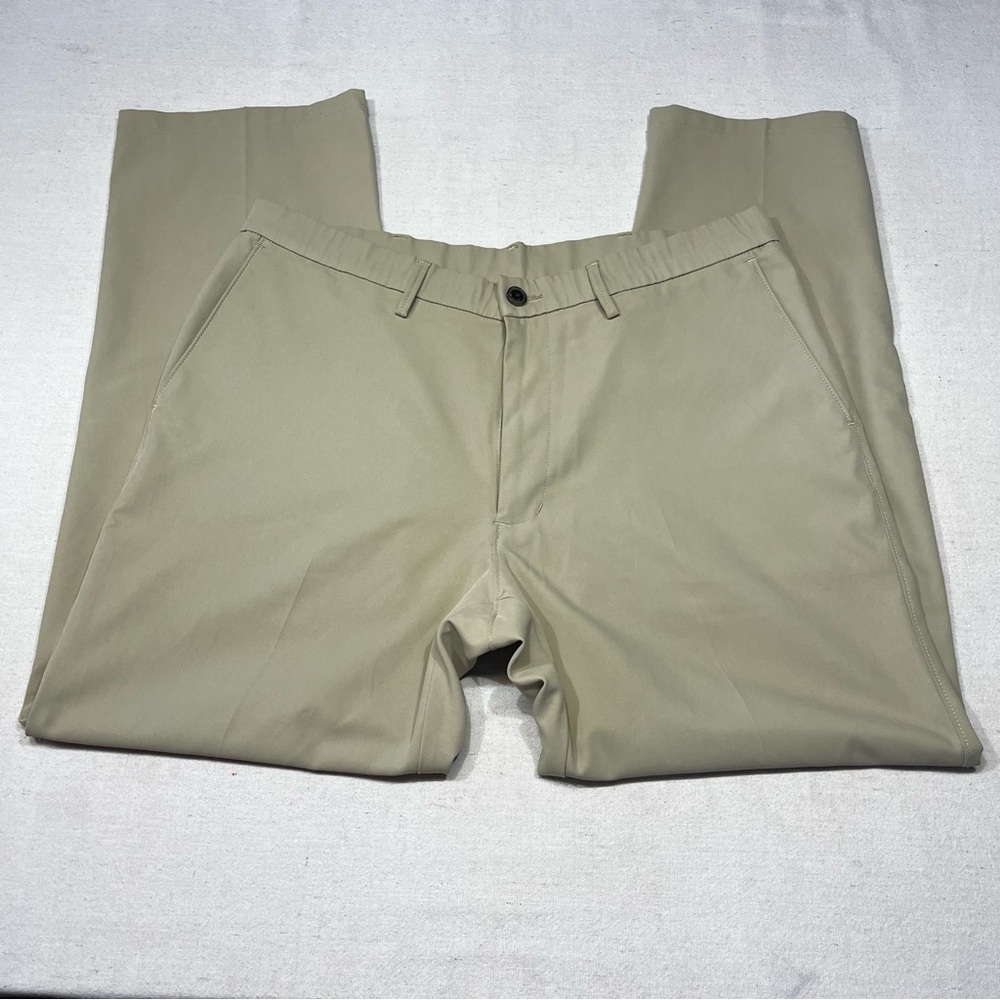 Haggar H26 Men's Size 36X30 Beige Tan Premium Classic Fit Dress Pants